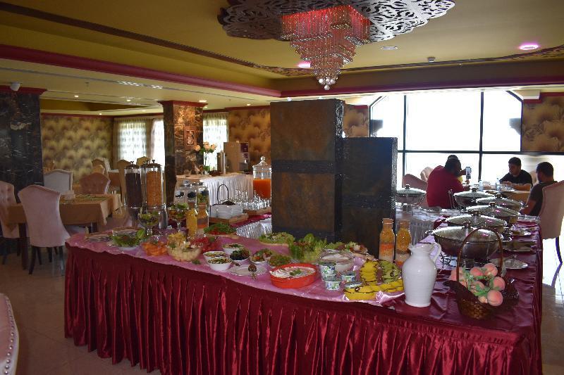 One To One Aparthotel Al Khobar Exterior photo